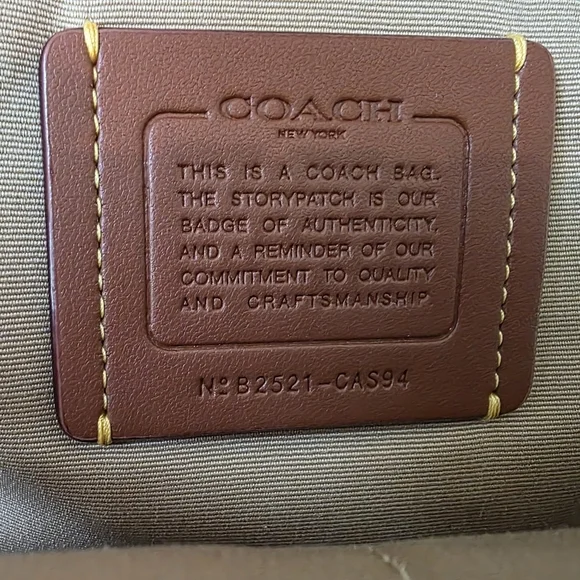 NWT Coach Court Backpack In Signature Canvas Strawberry Print - Picture 13 of 16